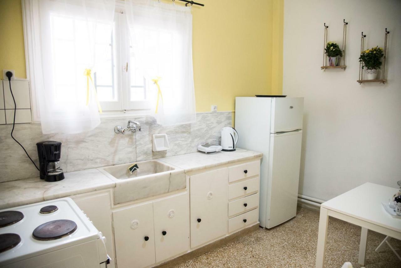 Cobalt Apartment Near Athens Airport Artemida  Exterior photo