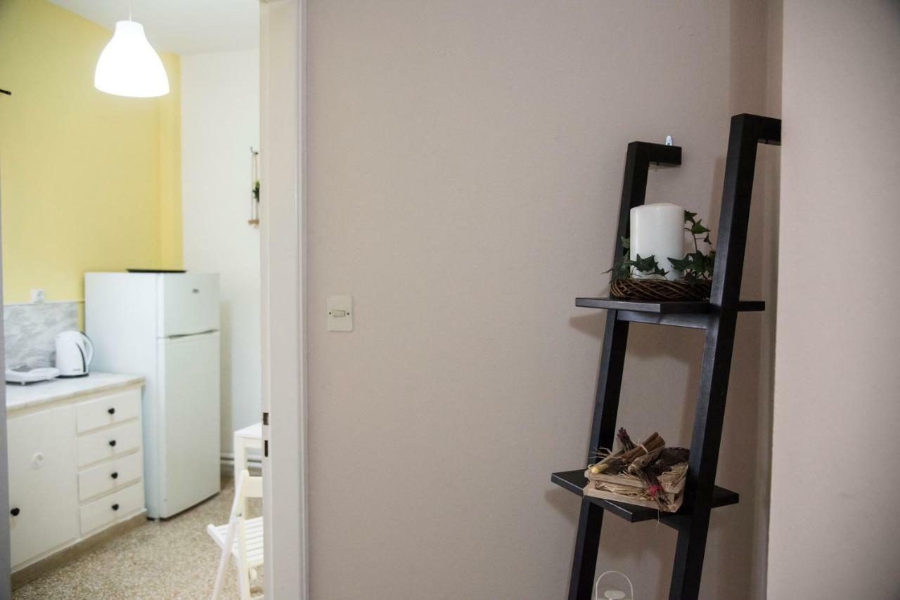 Cobalt Apartment Near Athens Airport Artemida  Exterior photo