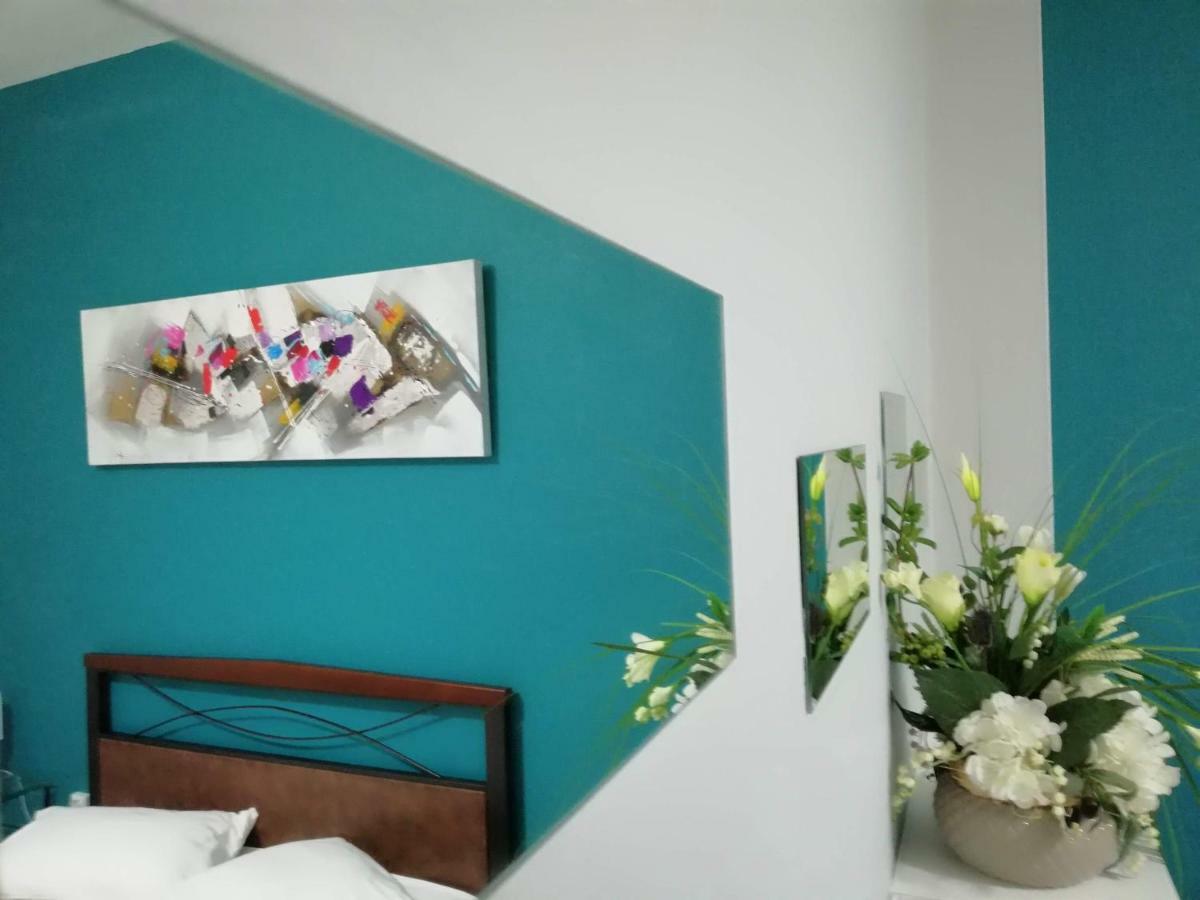 Cobalt Apartment Near Athens Airport Artemida  Exterior photo